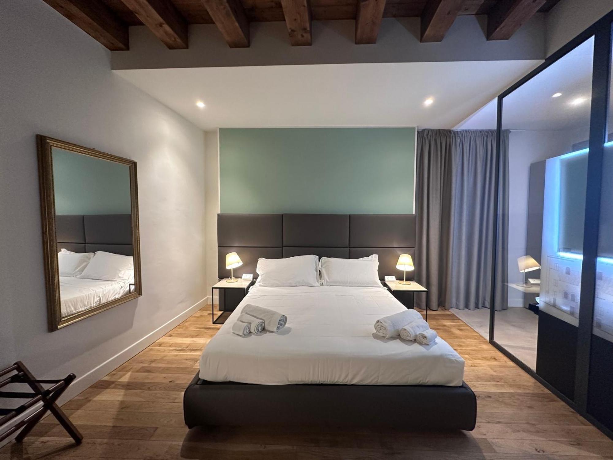 Palazzo Santamarina Luxury Suite & Spa Palermo Exterior foto